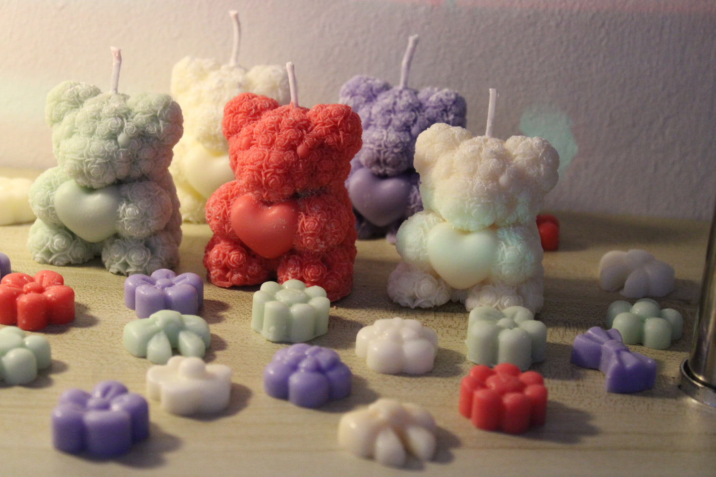 Bear-Shaped Candle with Cute Wax Melts - Cozy Aromatherapy Gift Handcrafted Soy Wax Candles For Home Decor - Perfect for Relaxation & Gifting